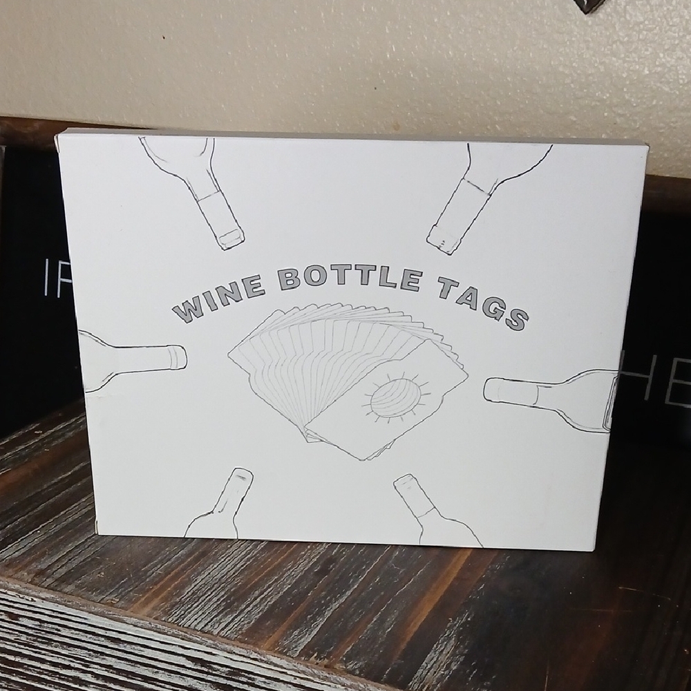 White Wine Bottle Tags 220 CT